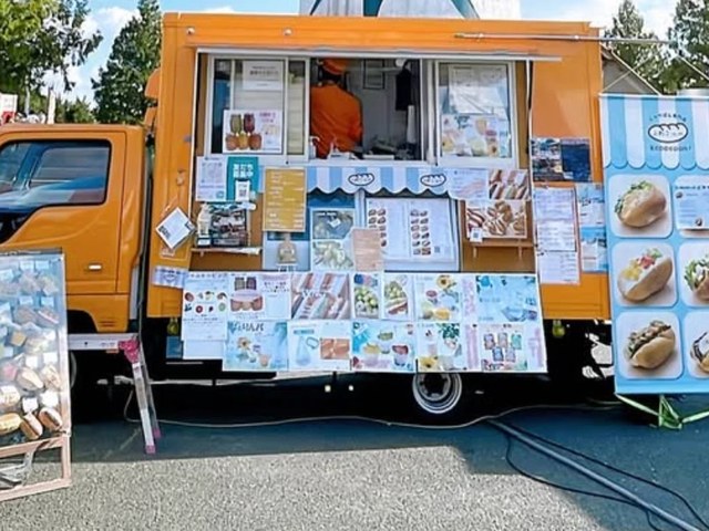 たなごころのキッチンカー（おとうふドーナツ）